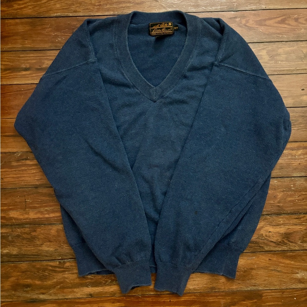 Vintage Eddie Bauer v-neck 100% cotton sweater